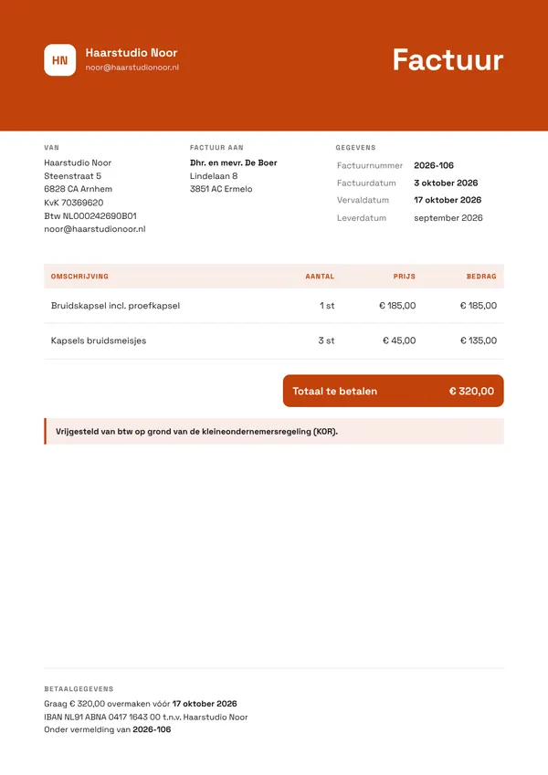 Voorbeeld factuur zonder btw van een kapper onder de kleineondernemersregeling (KOR), met de vermelding vrijgesteld van btw